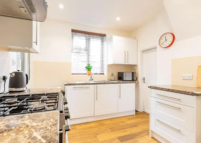Host & Stay - St Clements House